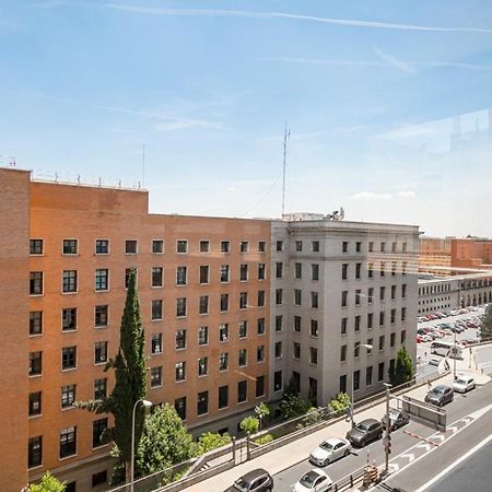 Bernabeu Nuevos Ministerios Apartment Мадрид Екстериор снимка