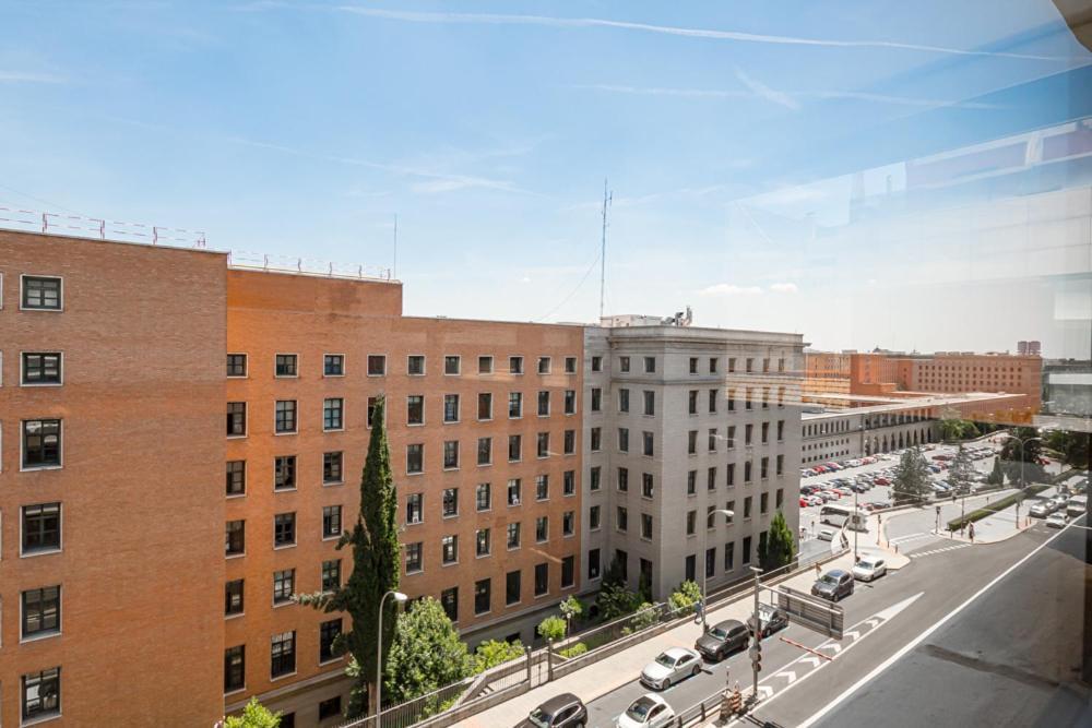 Bernabeu Nuevos Ministerios Apartment Мадрид Екстериор снимка
