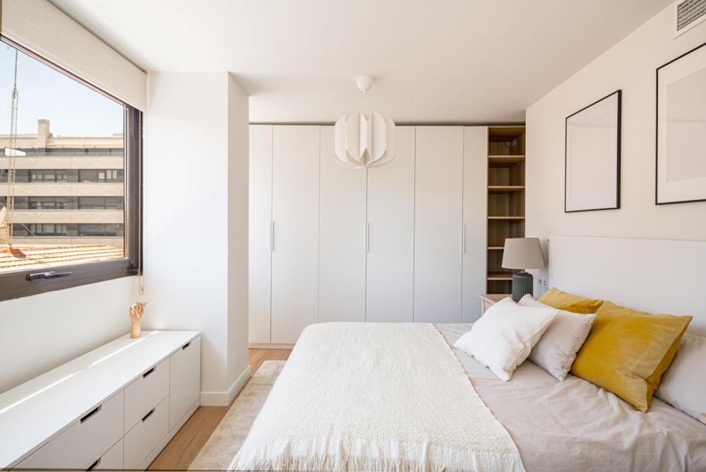 Bernabeu Nuevos Ministerios Apartment Мадрид Екстериор снимка
