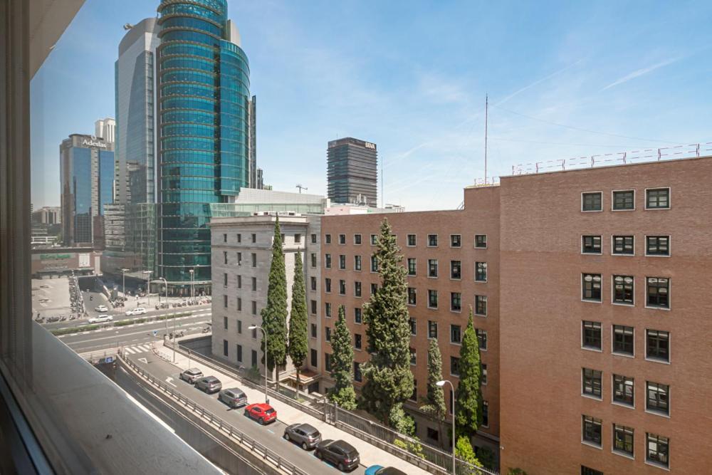 Bernabeu Nuevos Ministerios Apartment Мадрид Екстериор снимка